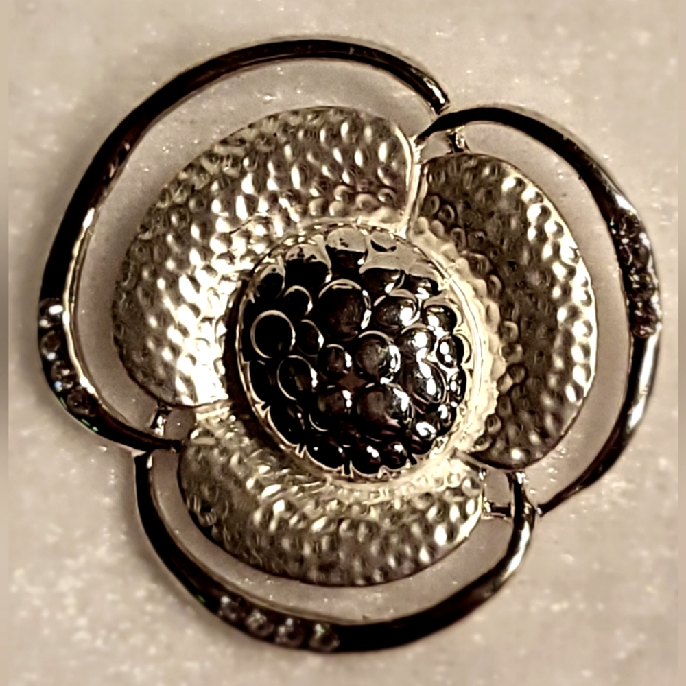 Classic Silver Tone Hammered Style Flower Brooch / Pin